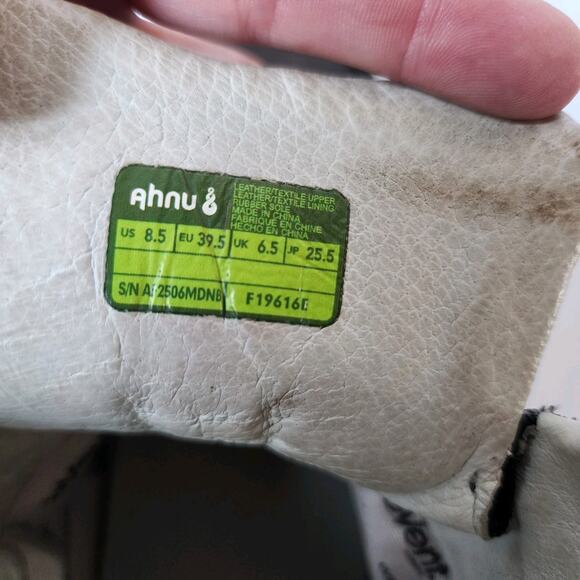 Ahnu Montara Boot Midnight Blue Womens Size 8.5 Hiking Vibram Soles Waterproof - Picture 11 of 11